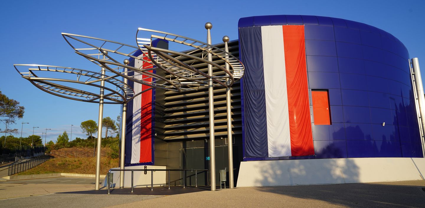Entrée de l'Estérel Arena pour la nuit de l'orientation à Saint-Raphaël